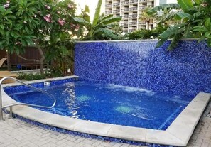 Piscine extérieure