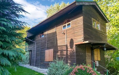 Cozy home in Stara Dobrzyca with WiFi