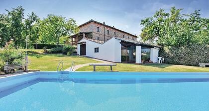 Atemberaubendes Haus in Monticiano mit.