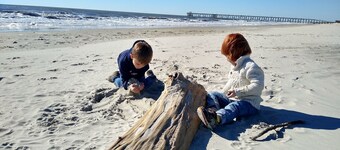Large 5BR*Dbl. Master*1 Block to Beach Access* GAMEROOM *Firepit* Yaupon Beach