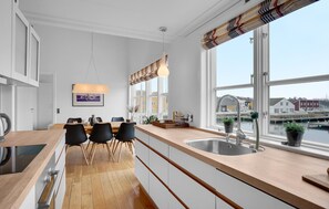Kühlschrank, Herdplatte, Geschirrspüler