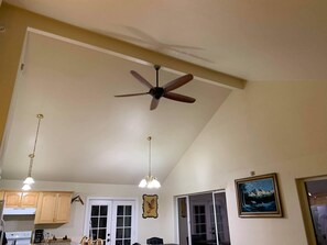 Interior - Chugiak Forest Home Family & Pet Friendly Easy going Host (Chugiak)