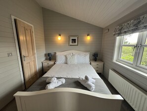 Cottage | 3 bedrooms, iron/ironing board, free WiFi, bed sheets