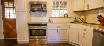 Just Landed... The Atomic