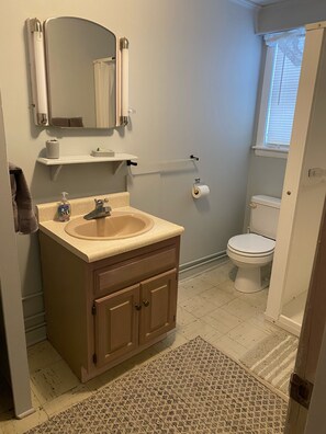 Towels, toilet paper