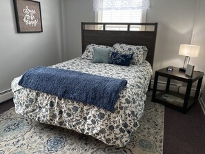 1 bedroom, free WiFi, bed sheets