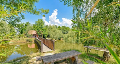 Cozy home in Mala Ludina with kitchen