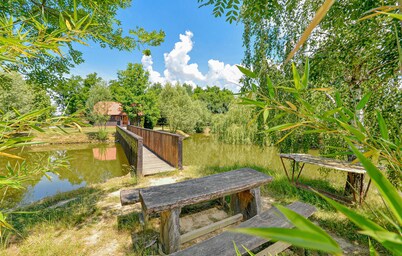 Cozy home in Mala Ludina with kitchen