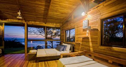 Cocobolo Beach House. Ocean View. Beach Front. Private Community