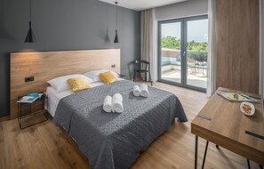 4 bedrooms, in-room safe, travel crib, free WiFi - Cozy home in Banjole with WiFi (Banjole)