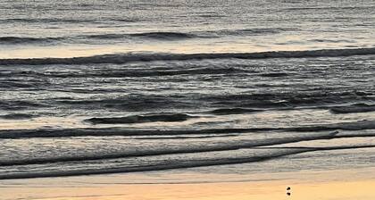 Beautiful Direct Access Complex, Coastal Waters Unit 303