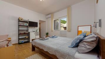 3 dormitorios, wifi gratis, ropa de cama