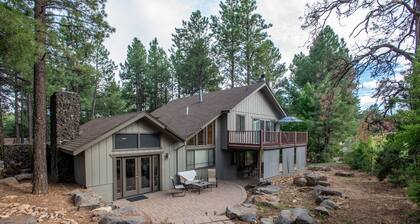 Unwind in Our Flagstaff Home: Peaceful, Beautiful, and Perfectly Located