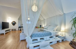 4 slaapkamers, reisbedje, gratis wifi, beddengoed