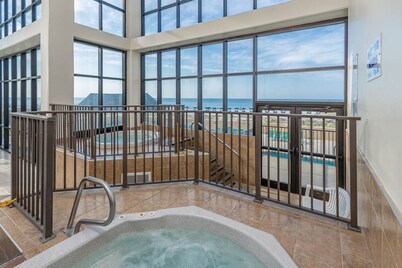 2 bedroom, 2 bath Beachfront Condo on the 1st floor at Phoenix 1!