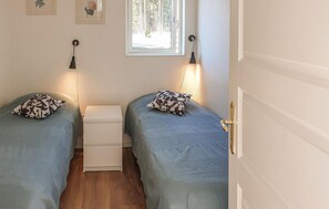 3 bedrooms, free WiFi - 3 bedroom nice home in Löttorp (Löttorp)