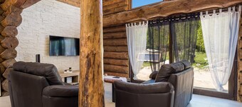 Awesome home in Slunj