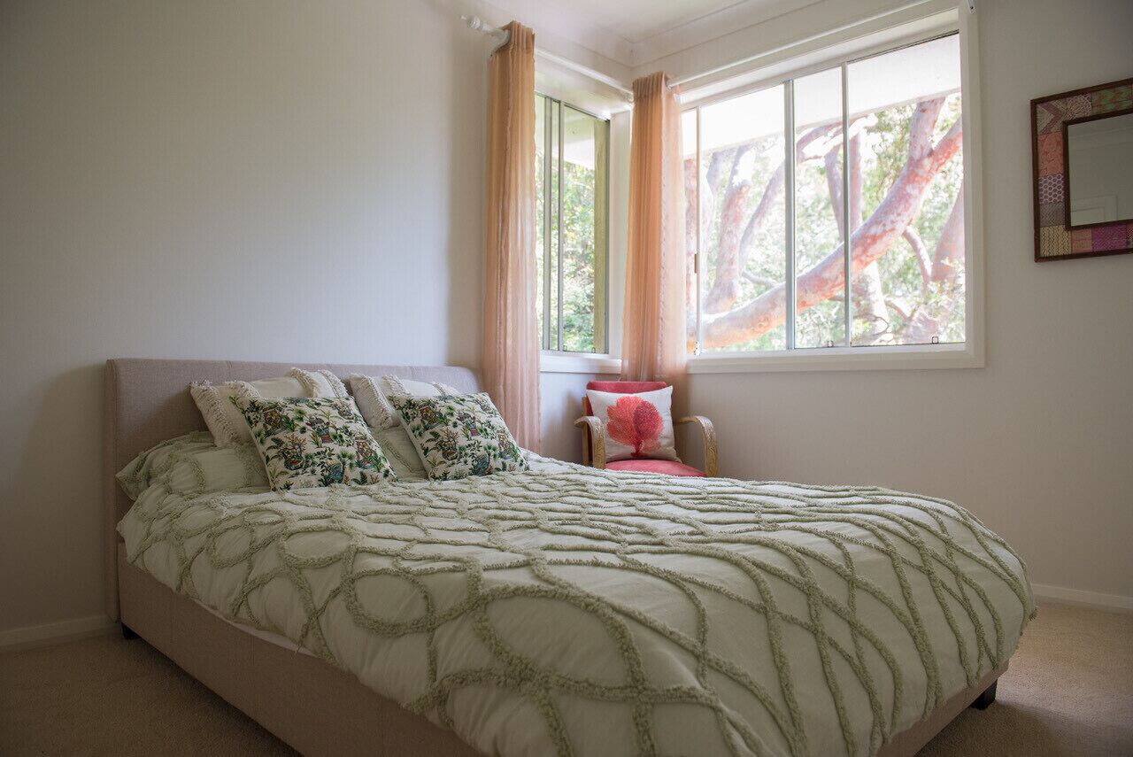 Heated indoor pool and sauna near the ocean and lagoon — image 13
