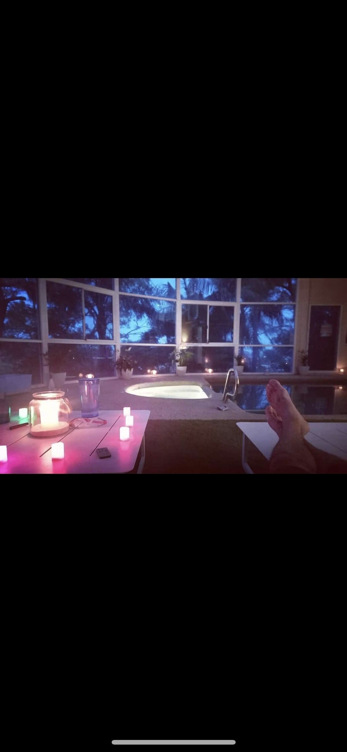 Heated indoor pool and sauna near the ocean and lagoon — image 7