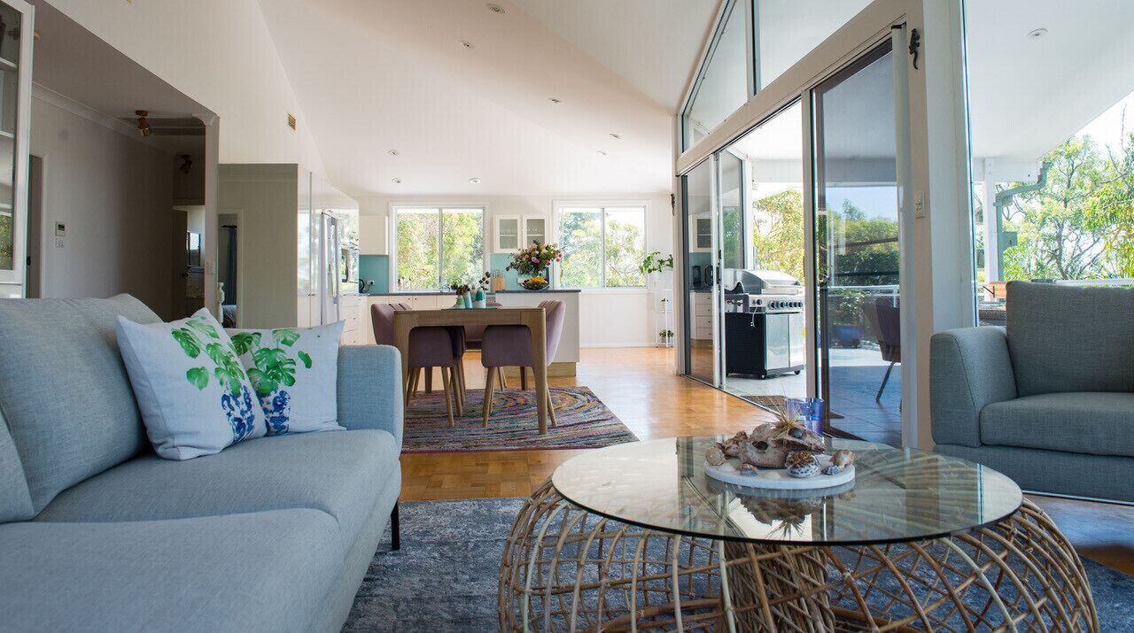 Heated indoor pool and sauna near the ocean and lagoon — image 20