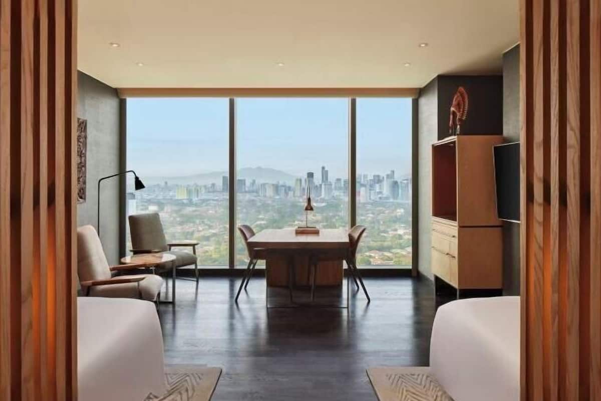 1 habitación, ropa de cama de alta calidad y minibar