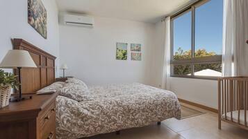 3 chambres, fer et planche Ă  repasser, Wi-Fi gratuit, draps fournis
