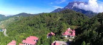 Skyville Zen Resort,Kundasang