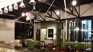 Dining - Green Eden Hotel (Manado)