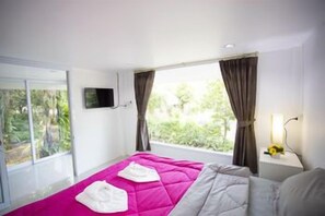 Room - Neenlawat Riverside (Phunphin)