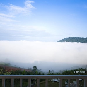 View from property - Hotel Viewpoint Khao Koh (Khao Kho)