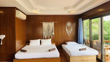 Superior Triple Room, Sea View A4 - A6 | 低刺激性寝具、WiFi (無料)