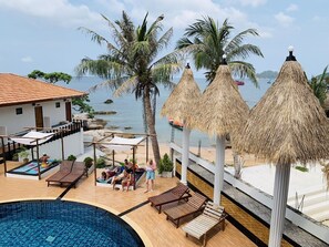 Sea View and Swimming Pool View A17 - A18 | 1 bedroom, hypo-allergenic bedding, free WiFi
