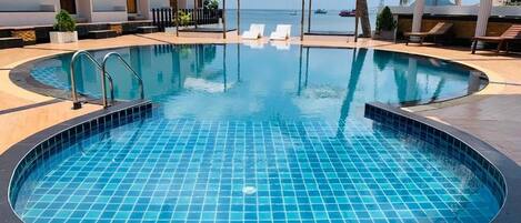 Outdoor pool, sun loungers