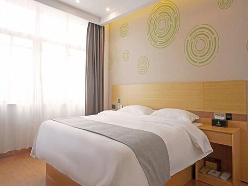Greentree Inn Gongqingcheng City Golf Avenue Peopl