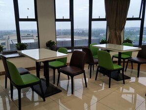 Dining - Greentree Inn Jiaxing Haiyan County Passenger Depo (Jiaxing)
