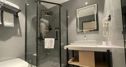 GreenTree Inn Hotel (Chaohu Tianchao Plaza Wanda Branch)