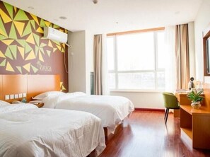 A hotel room with two beds, a desk, a chair, and a large window. - Vatica Tianjin Wuqing District Cuihuang Town Hotel (Tianjin)