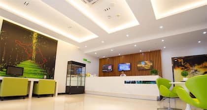 Vatica Suzhou Yongqiao District Yinhe 2 Road Wanda Plaza Hotel
