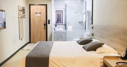 Greentree Inn Zaozhuang Tengzhou Fuqian Road Longquan Square Business Hotel