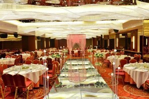 Indoor wedding - Min Le Long Xin Hotel (Minle)