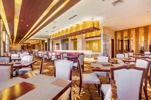 Unclassified image, 4 of 79, button - Min Le Long Xin Hotel (Minle)