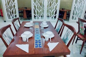 تناول الطعام