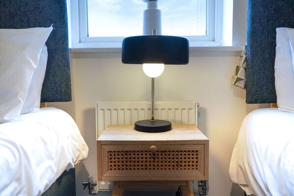 3 bedrooms, desk, iron/ironing board, travel crib