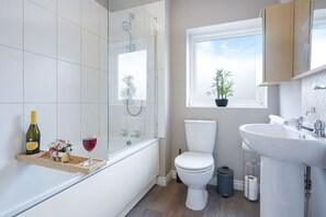 Badewanne, Haartrockner