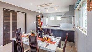 Private Vacation Home, Non Smoking | In-room dining - Hopehills Hiramatsutei (Shirahama)