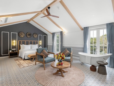 Grande Suite. Golden Sun Hotel - Mangden