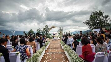 Espace banquet en plein air