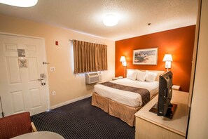 Room - Suburban Studios Stuart Near Federal Hwy 1 (Stuart)