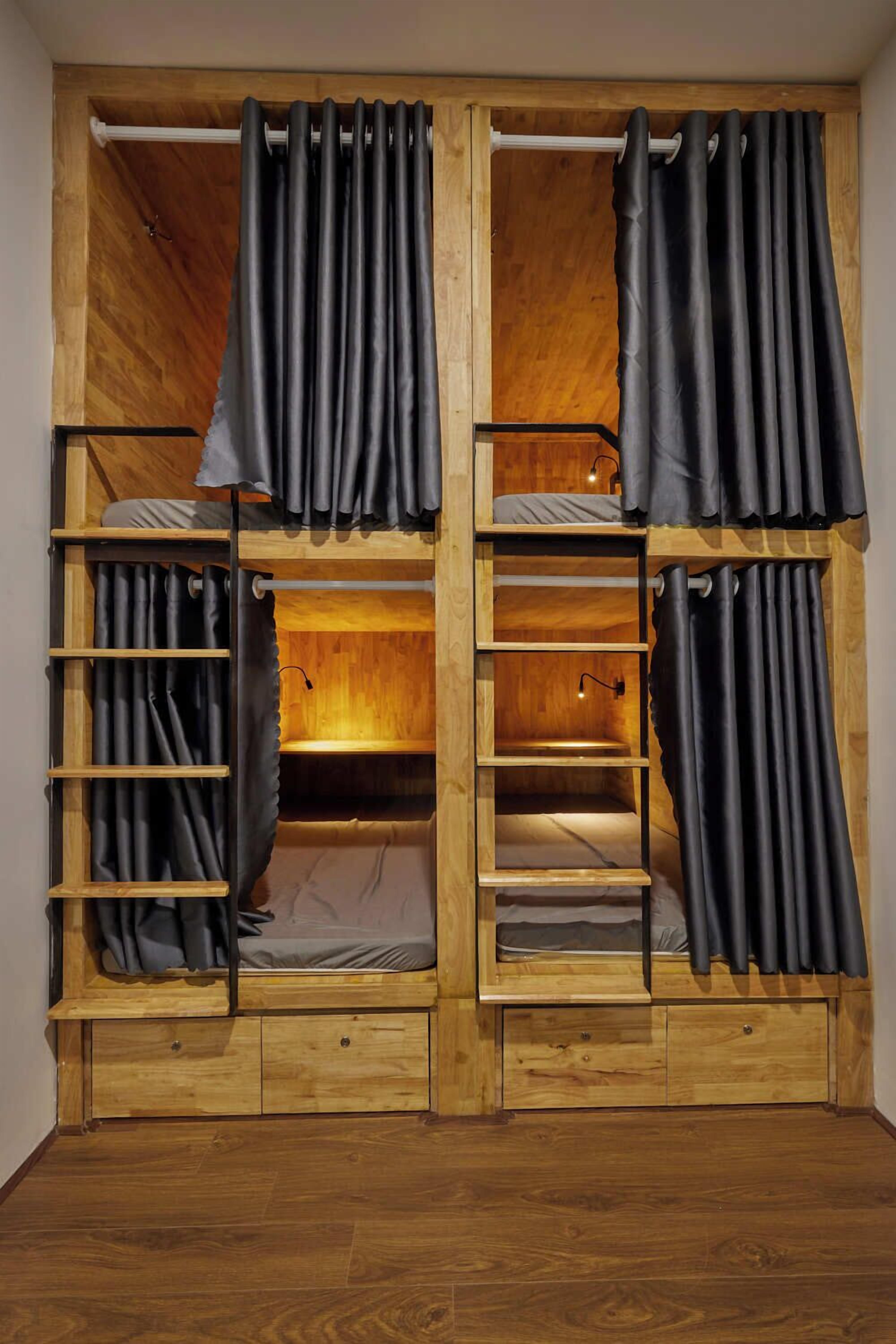 City Shared Dormitory, Women only, Non Smoking, Patio