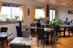 Dineren